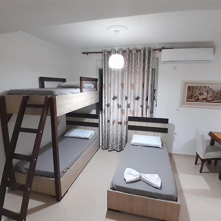 Guest House Taverna Laberia 3 Gjirokaster Exterior photo